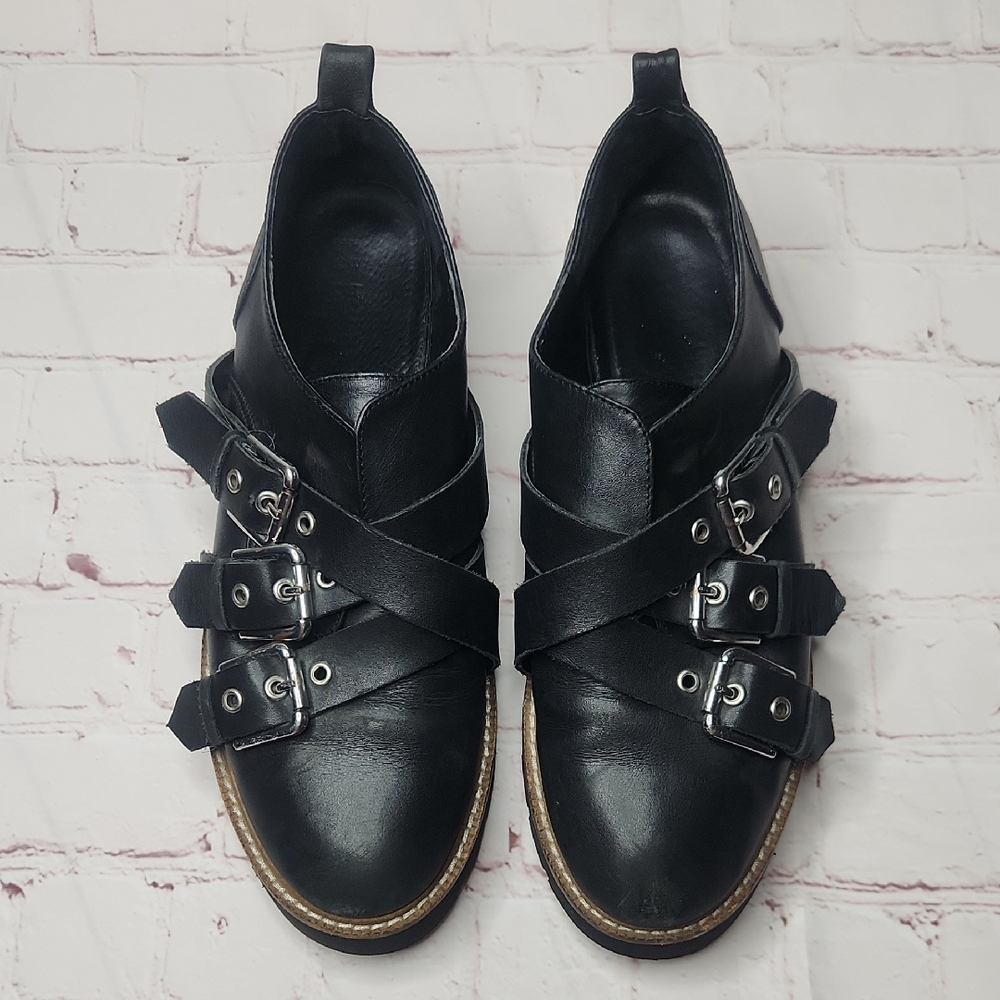 Source Unknown Black Buckle Strap Shoes